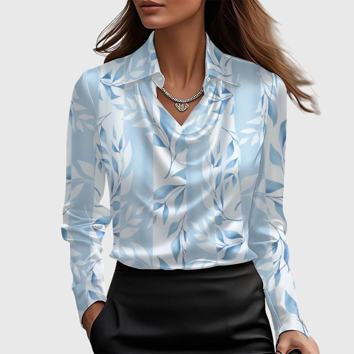 SELVARA – ELEGANT BLUSE I SATINLOOK