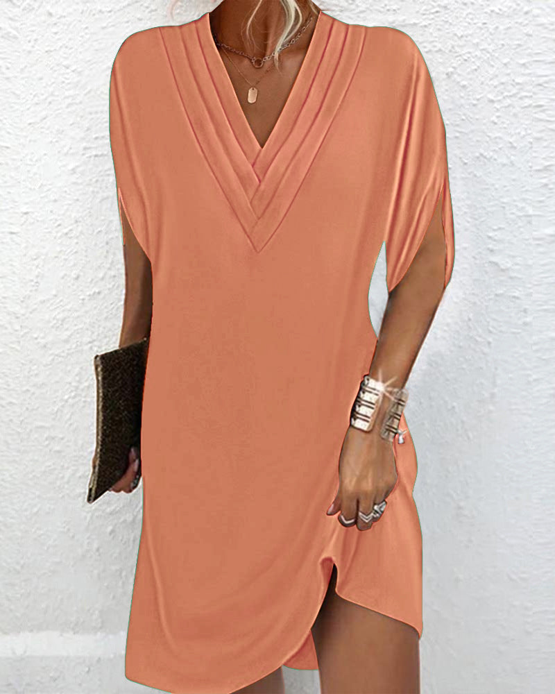 CALISTA - ELEGANT KJOLE MED V-HALS