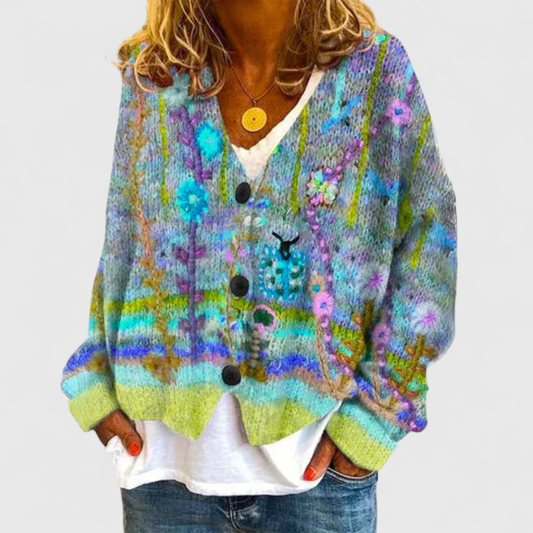 MARELIA – HÅNDSTRIKKET CARDIGAN MED KUNSTNERISK UDTRYK