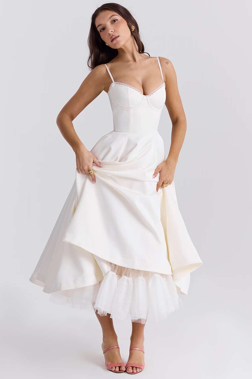 VIRELLE - STILFULD A-LINE KJOLE