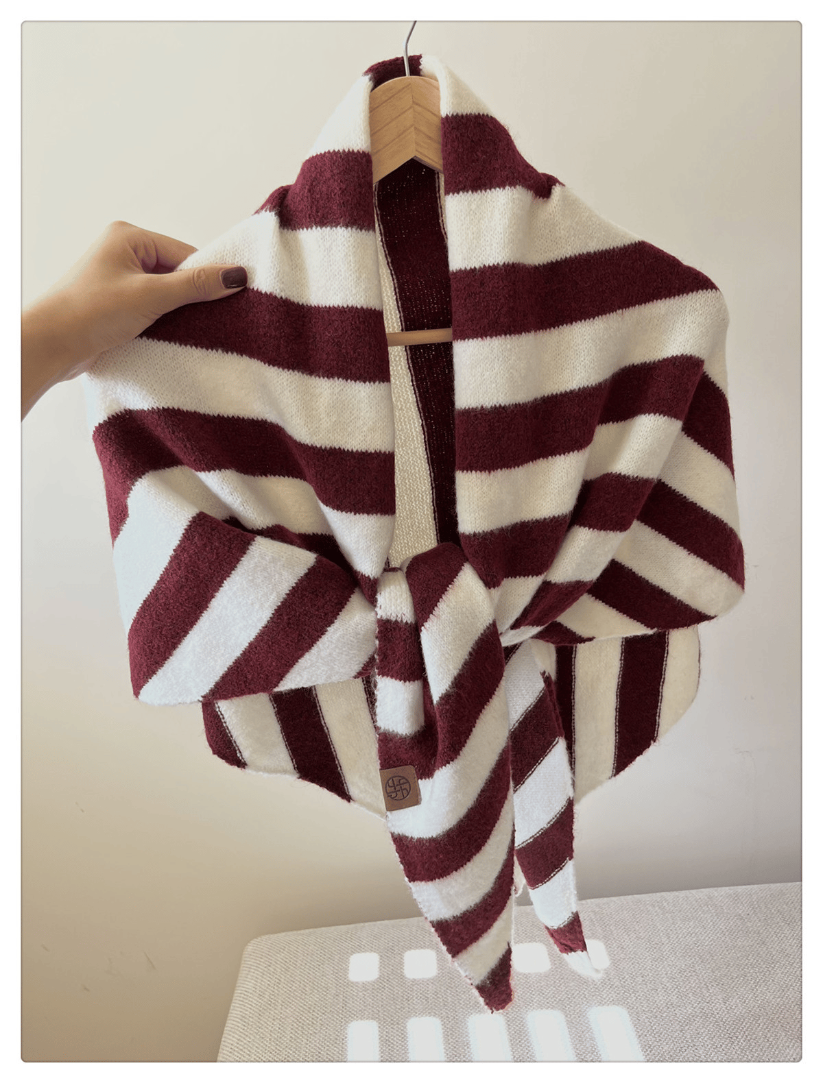VALMORA – Classic Four-Season Shawl