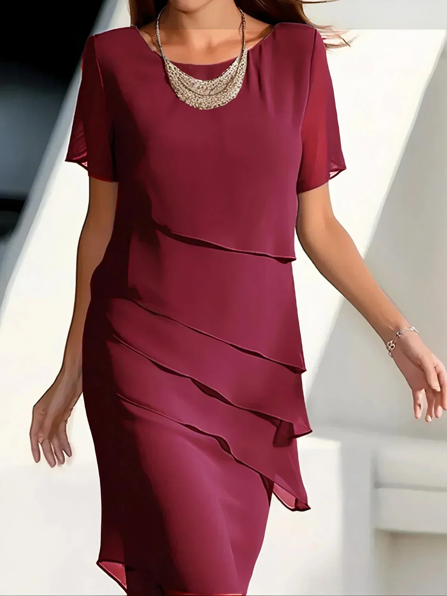 SERAPHINA - ELEGANT KJOLE MED MAVEDÆKNING